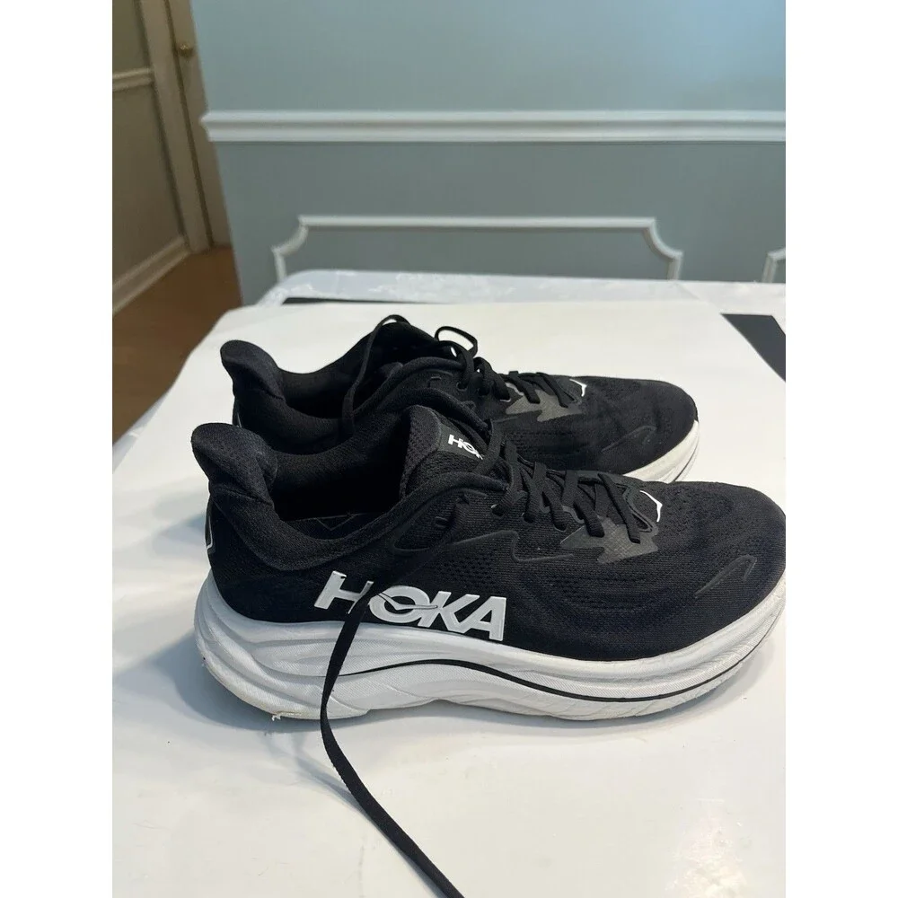 HOKA Clifton 10 Black White Mesh Sneakers Men’s Sz 10 Wide Running Gym Training